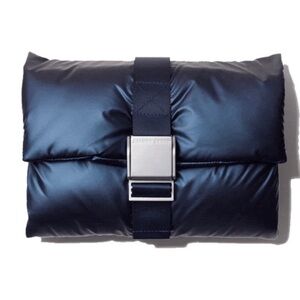 Joanna Czech THE POUCH Puffer Cosmetic Travel Make-Up Clutch Metallic Blue